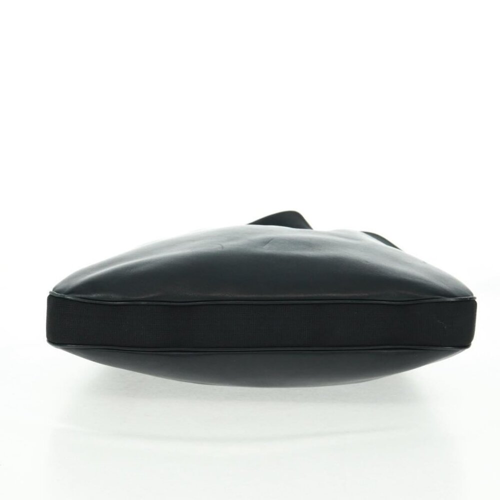 Authentic GUCCI Shoulder Bag Leather Black Silver 001 3341 3444 - Picture 16 of 16